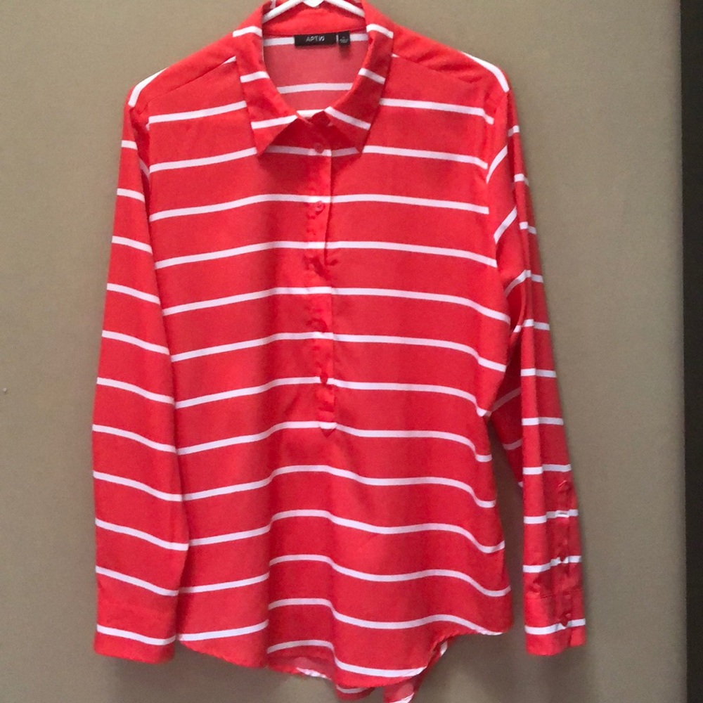 Apt. 9 coral long sleeve tunic.